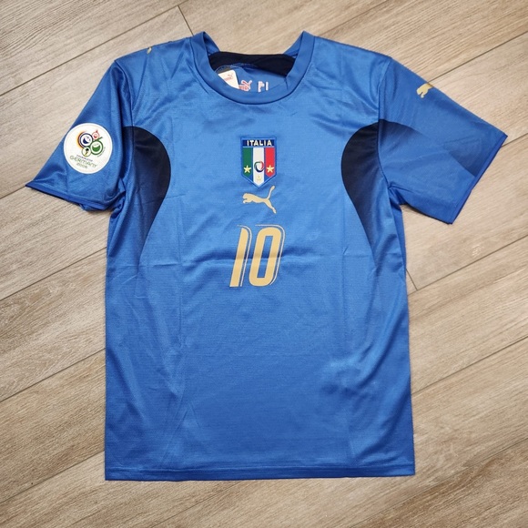 Italy Retro WorldCup 2006 Totti 10 - Picture 2 of 6